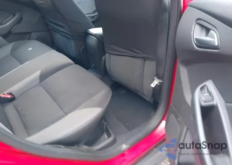 2014 Ford Focus Se z USA, uszkodzony, nr VIN 1FADP3K29EL225039